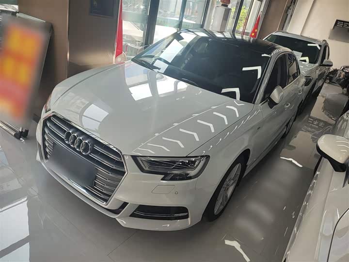 Фото 1 - Audi A3