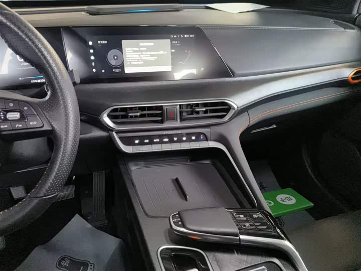 Фото 13 - Changan UNI-T