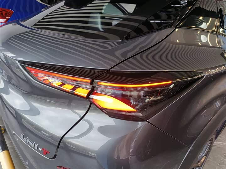 Фото 8 - Changan UNI-T