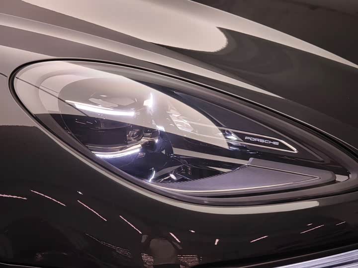 Фото 17 - Porsche Macan