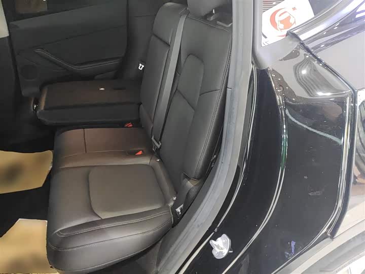 Фото 17 - Tesla Model Y