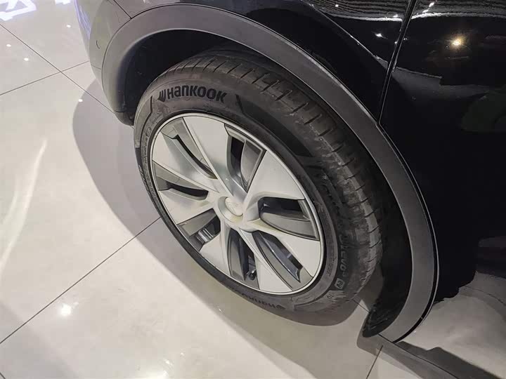 Фото 26 - Tesla Model Y