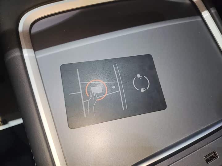 Фото 9 - Tesla Model Y