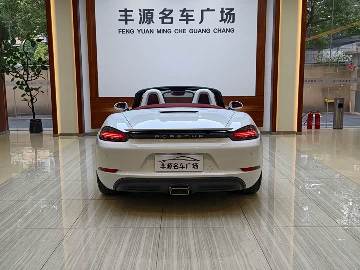 Фото 24 - Porsche 718