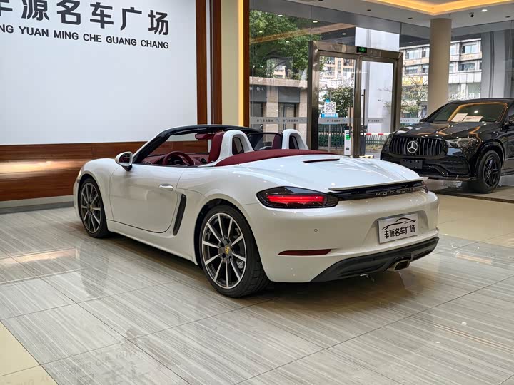 Фото 25 - Porsche 718