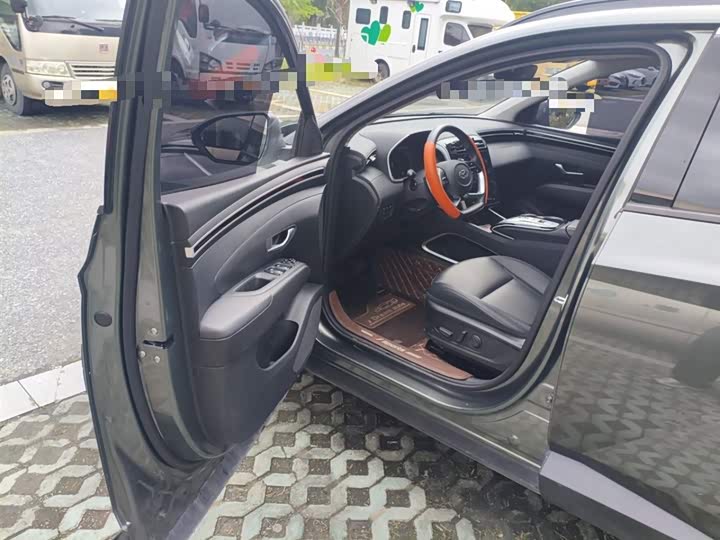 Фото 14 - Hyundai Tucson L