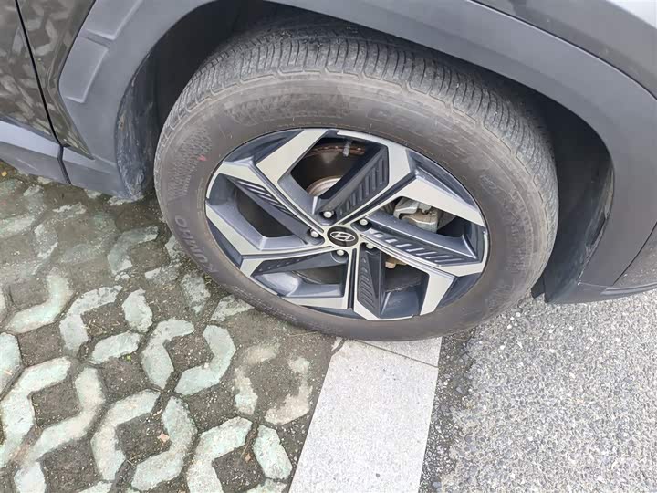 Фото 31 - Hyundai Tucson L