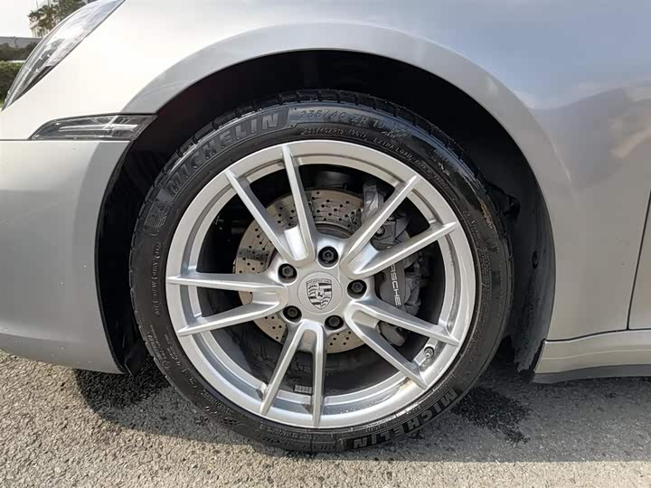 Фото 17 - Porsche 911