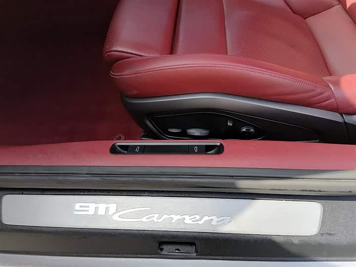 Фото 7 - Porsche 911