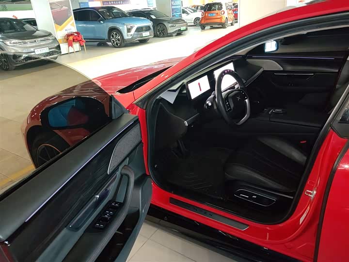 Фото 16 - XPeng P7