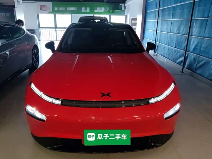 Фото 3 - XPeng P7