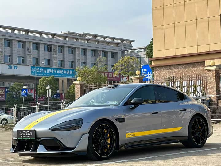 Фото 1 - Xiaomi SU7 Ultra