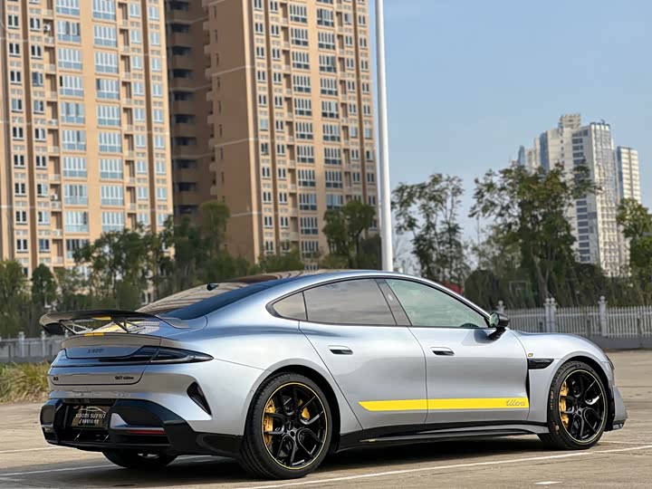 Фото 9 - Xiaomi SU7 Ultra