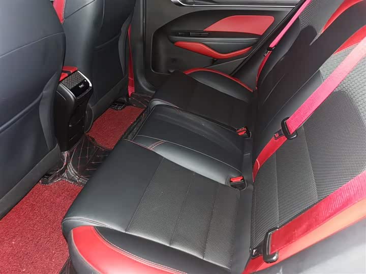 Фото 17 - Geely Binrui