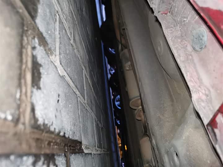 Фото 21 - Geely Binrui