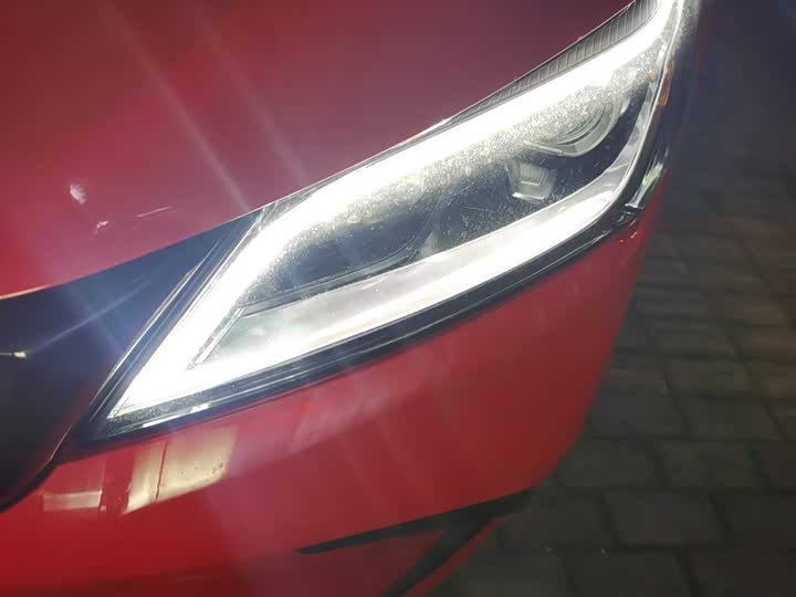 Фото 24 - Geely Binrui