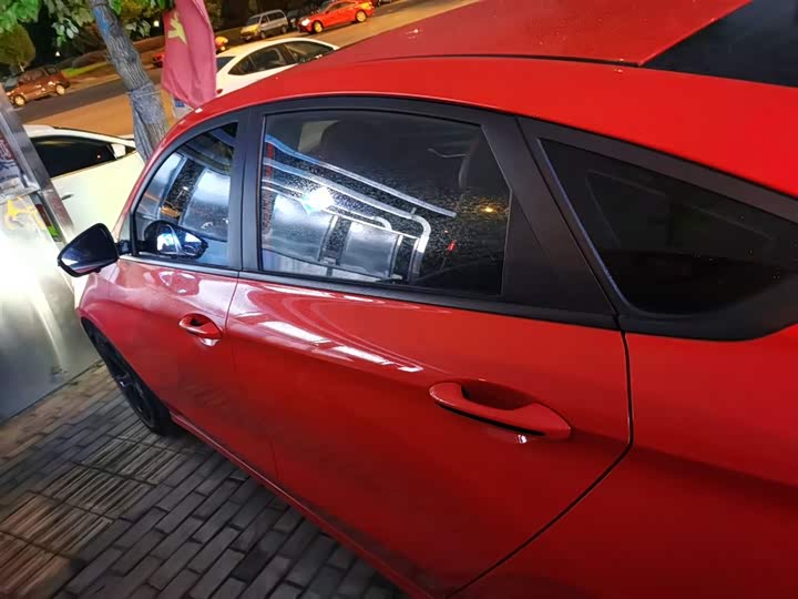 Фото 5 - Geely Binrui