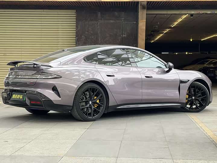 Фото 5 - Xiaomi SU7