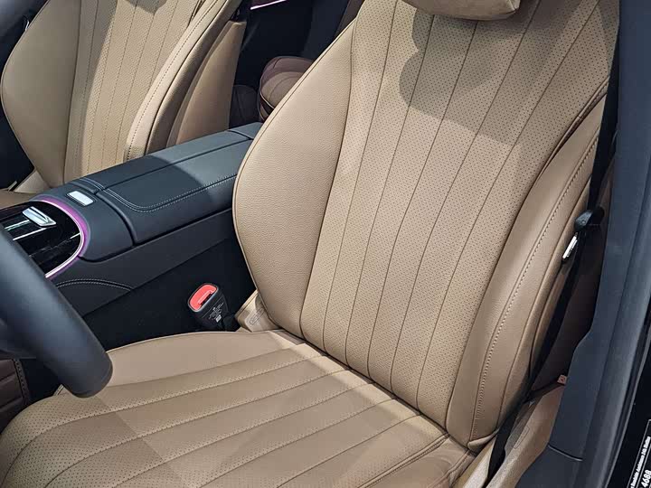 Фото 6 - Mercedes-Benz E-Class