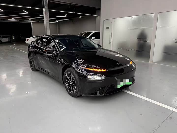 Фото 3 - XPeng P7