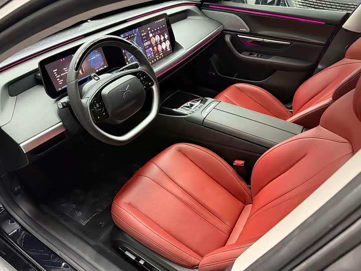 Фото 5 - XPeng P7