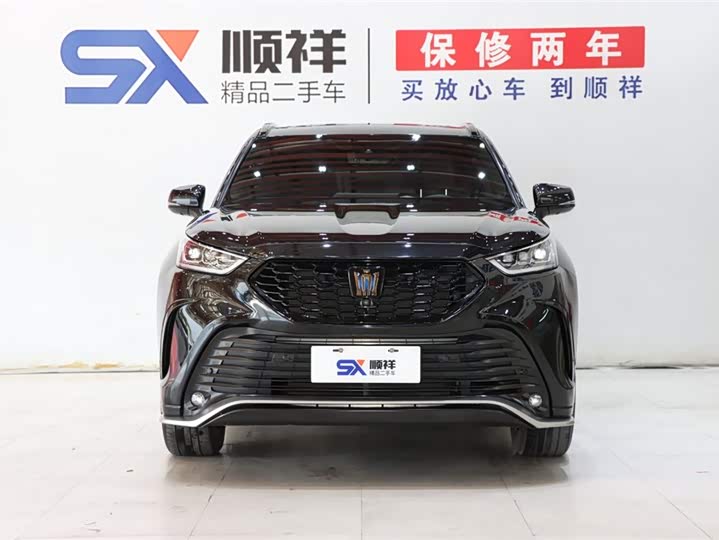 Фото 2 - Toyota Crown Kluger