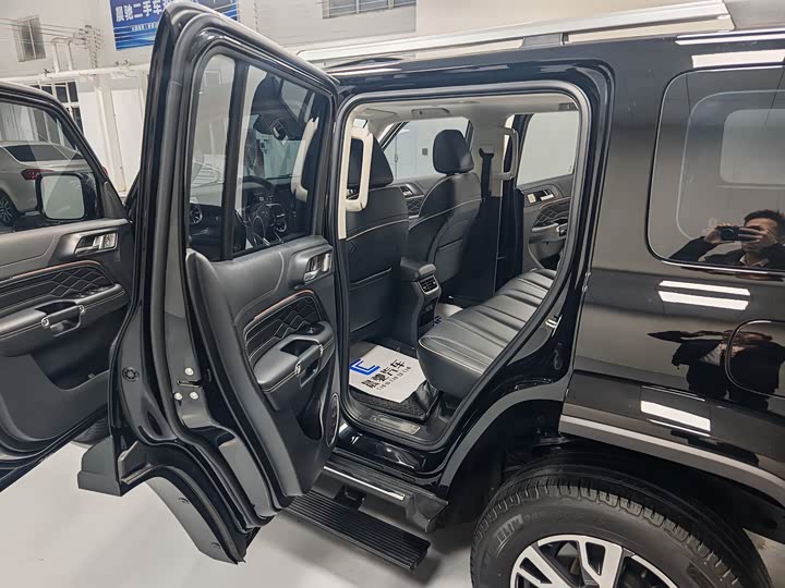 Фото 14 - Tank 300