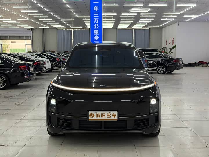 Фото 1 - LiXiang L8