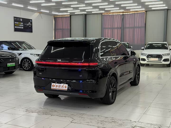 Фото 8 - LiXiang L8