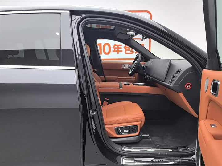 Фото 23 - LiXiang L7