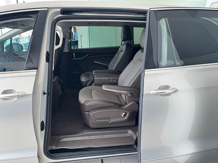 Фото 4 - Volkswagen Viloran