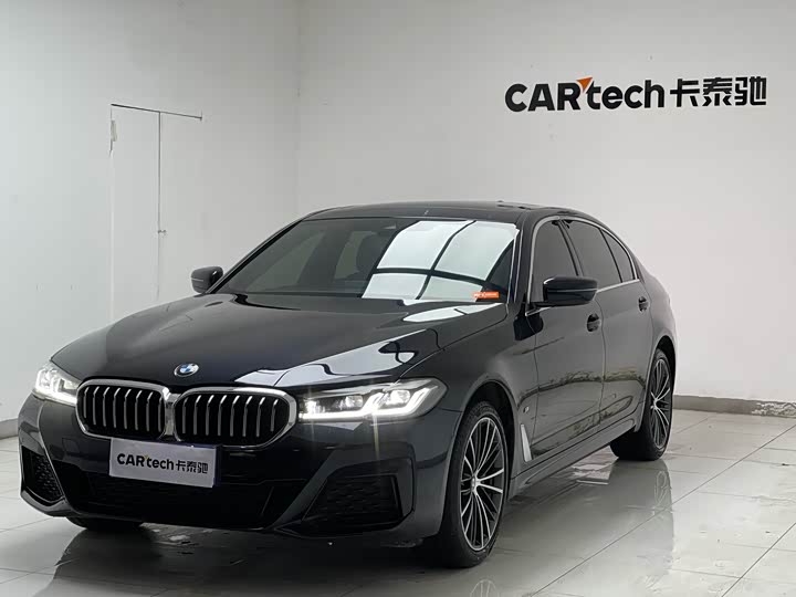 Фото 10 - BMW 5 Series