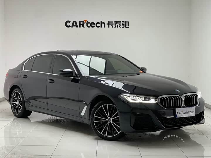 Фото 3 - BMW 5 Series