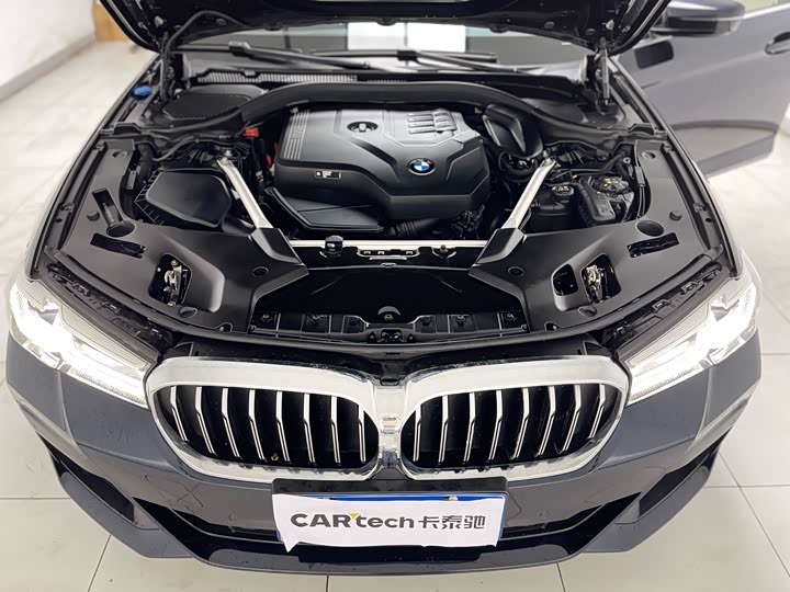 Фото 40 - BMW 5 Series