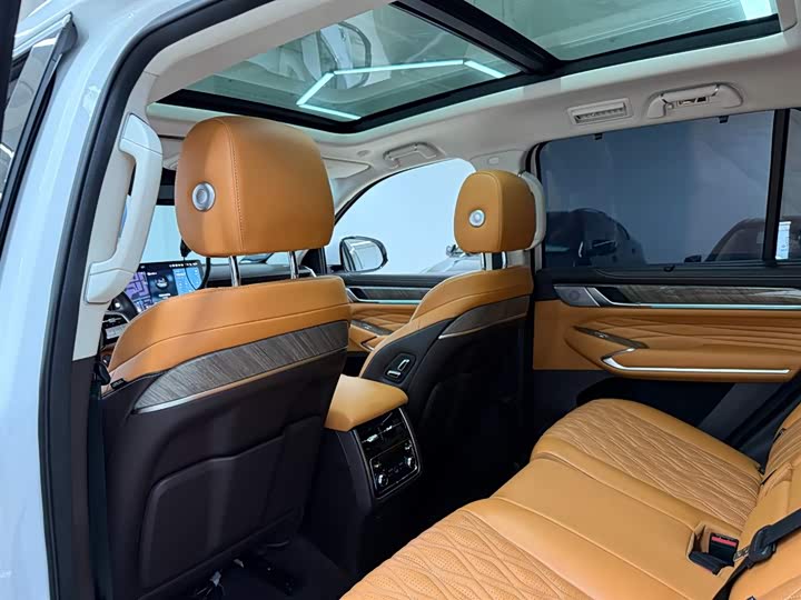 Фото 9 - Tank 500