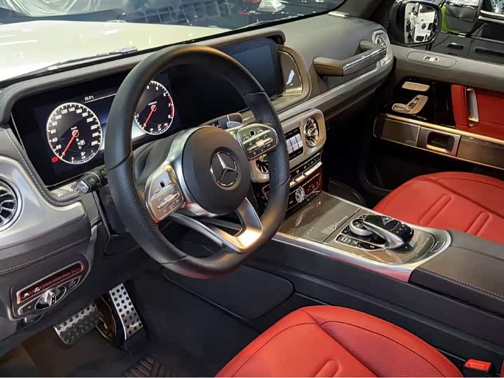 Фото 14 - Mercedes-Benz G-Class