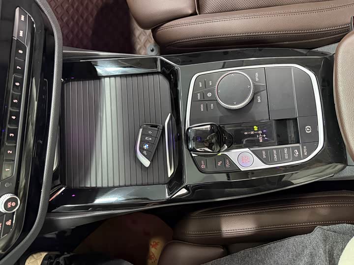 Фото 16 - BMW X3