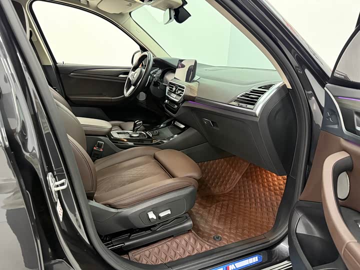 Фото 22 - BMW X3