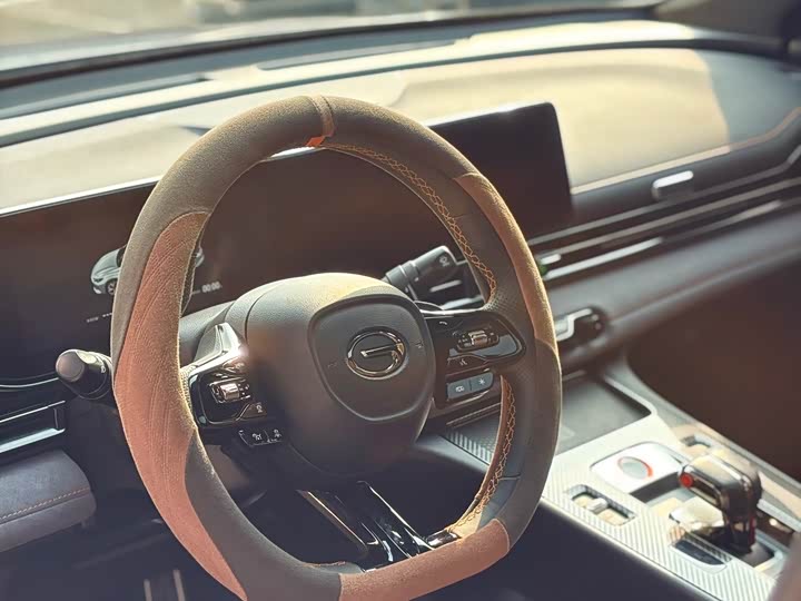 Фото 4 - GAC Trumpchi Empow R