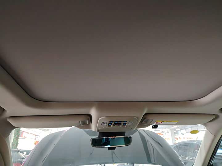 Фото 18 - Toyota Highlander