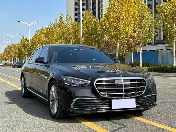Фото 3 - Mercedes-Benz S-Class