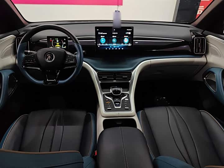 Фото 10 - BYD Song Pro