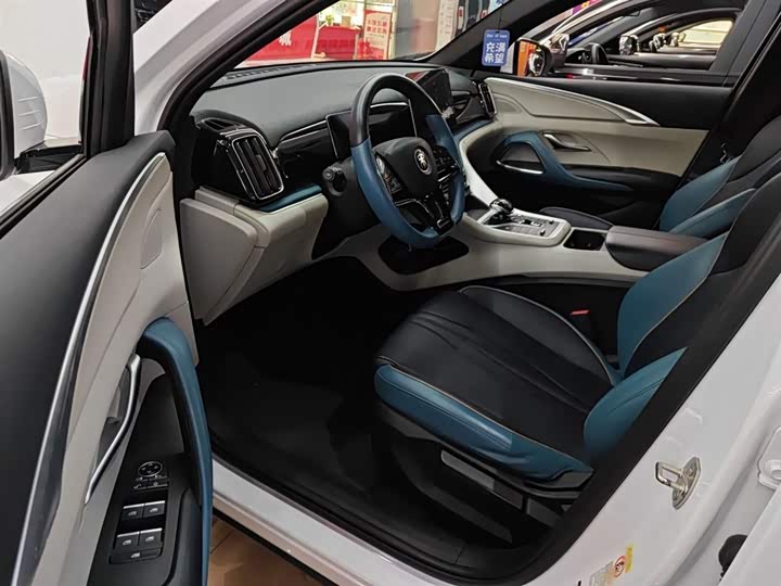 Фото 9 - BYD Song Pro