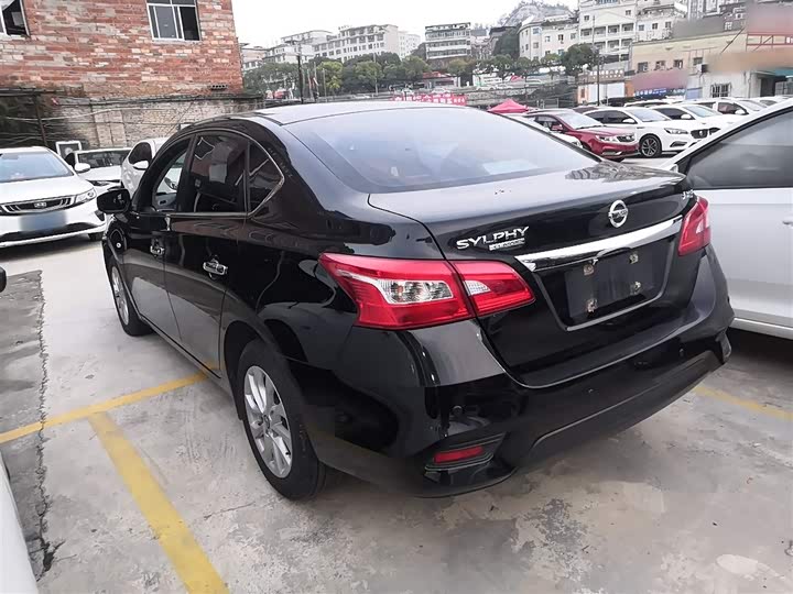 Фото 5 - Nissan Sylphy