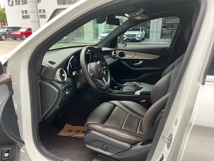 Фото 6 - Mercedes-Benz GLC-Class