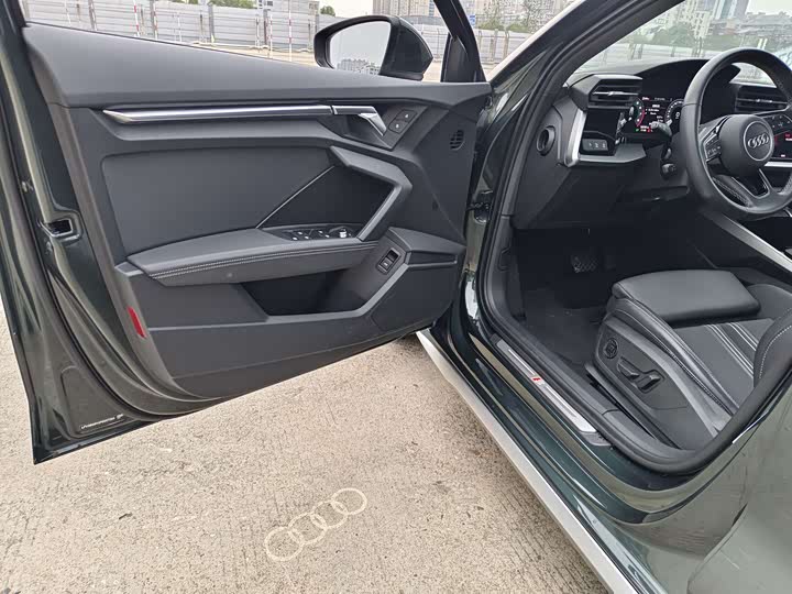 Фото 10 - Audi A3