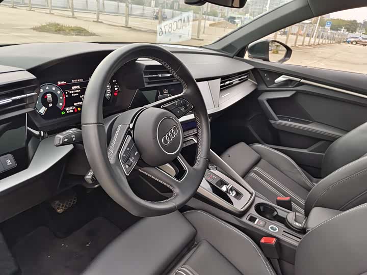 Фото 11 - Audi A3