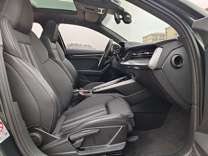 Фото 19 - Audi A3