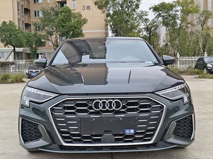 Фото 2 - Audi A3