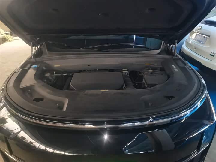 Фото 20 - LiXiang L8